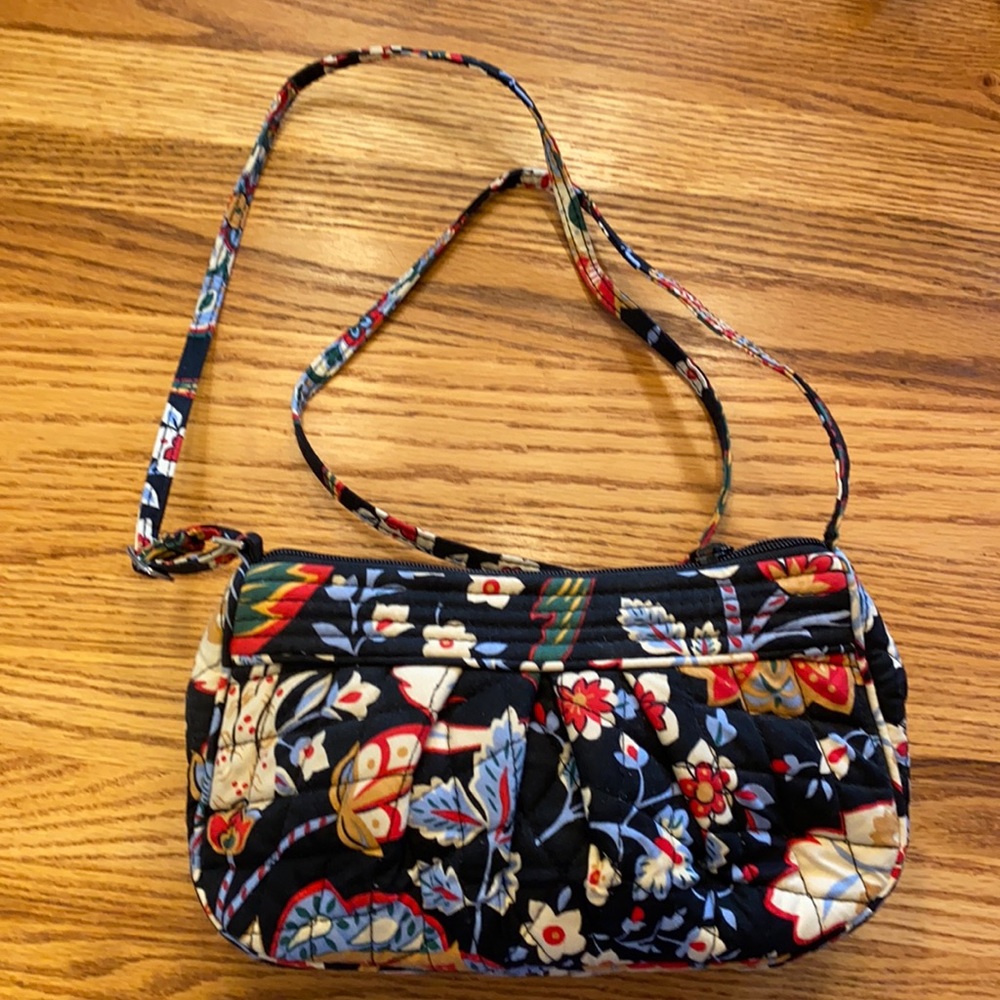 Vera Bradley Retired Frannie crossbody purse.